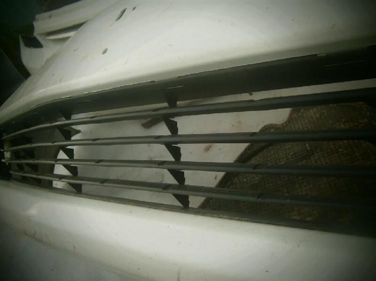 Решетка радиатора Тойота Приус в Томске 72763